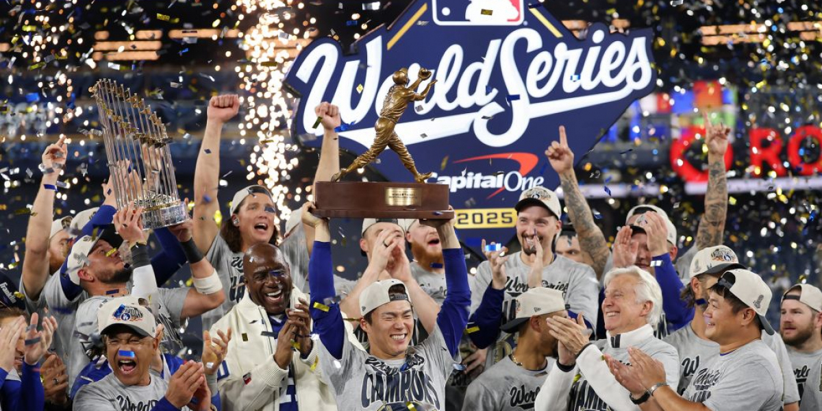 Clayton Kershaw pitches into 4th with 4 strikeouts for Tulsa within minute rehab start out