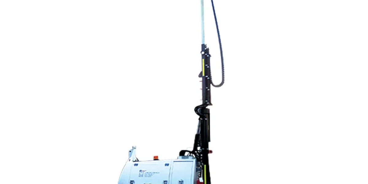 New Power for Night Work: LED Light Tower Helps Efficient Production in Oil Fields